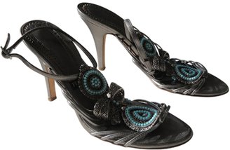 NON SIGNÉ / UNSIGNED Silver Leather Sandals