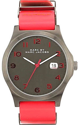 Marc by Marc Jacobs Mbm5060 round dial male watch