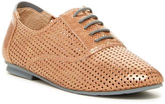 Tucker Adam Bliss Perforated Oxford