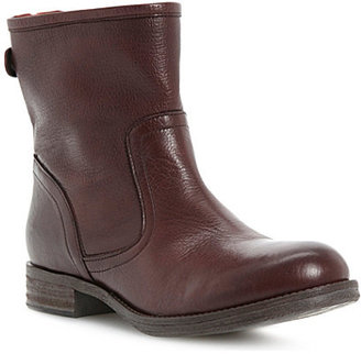 Bertie Pyrena zip-back leather boots