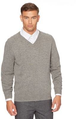 Hammond & Co. by Patrick Grant Big and tall designer grey lambswool blend v neck jumper