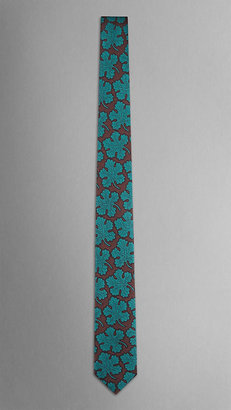 Burberry Leaf Design Silk Jacquard Tie