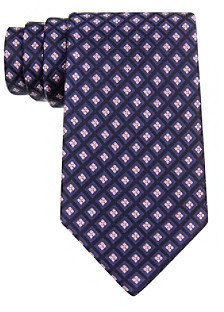 Izod Men's Pink Core Neat Silk Tie