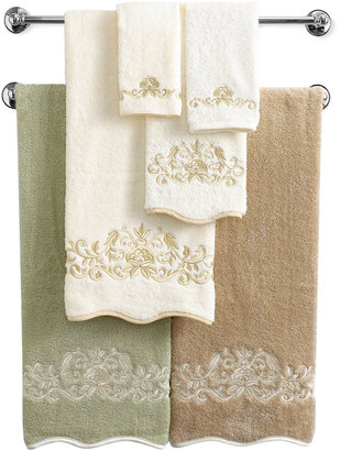 Avanti Bath Towels, Venetian Scroll 16" x 30" Hand Towel