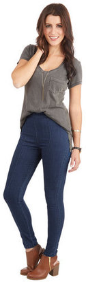 EUNINA, INCORPORATED Taking Flair of Business Jeans in Classic Blue