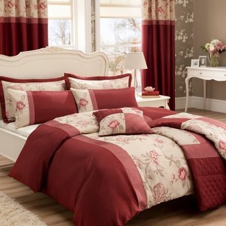 Gardenia Catherine Lansfield Double Quilt Set, Red