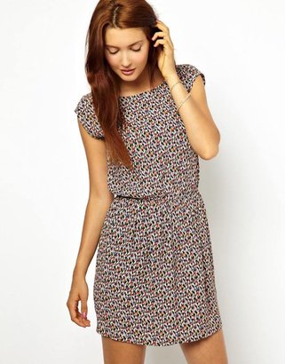 Sessun Dress in Dot Print with Low Back and Zip