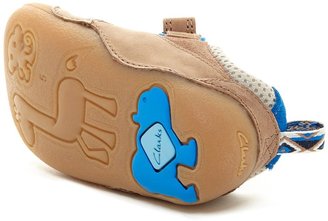 Clarks Cruiser Trail Shoe (Baby & Toddler) - Narrow Width Available