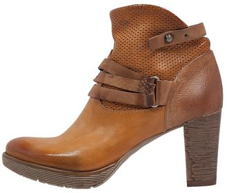 Mjus GIORGIA Ankle boots camel/tan
