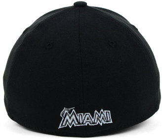 New Era Miami Marlins Black and White Classic 39THIRTY Cap