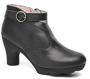 El Naturalista Women's Octopus NC01 Rounded toe Ankle Boots in Black