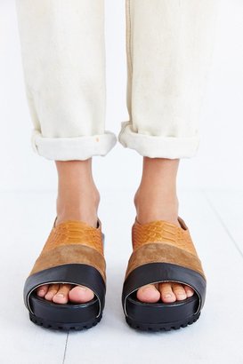Urban Outfitters MAMUT Sacro Slingback Sandal
