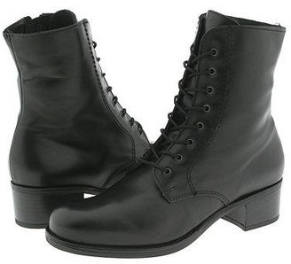 la canadienne lace up boots