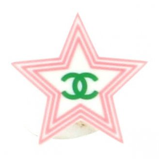 Chanel Cc Star Shaped Pin's In White, Pink And...
