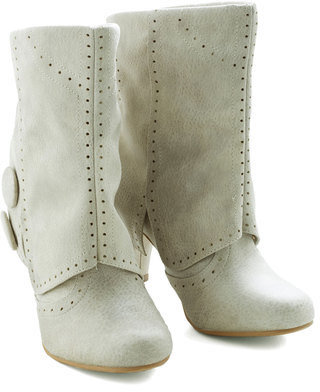 Not Rated Follow in Your Footsteps Boot in Cream - Short