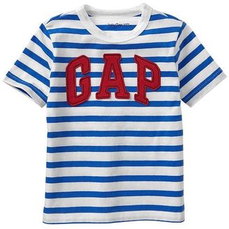 Gap Arch logo stripe tee