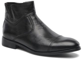 Fluchos Men's Gerardo 8370 Rounded toe Ankle Boots in Black