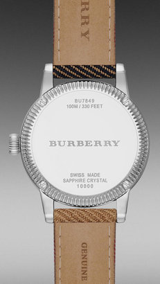 Burberry The Utilitarian BU7849 30mm