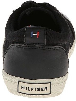 Tommy Hilfiger Russell2